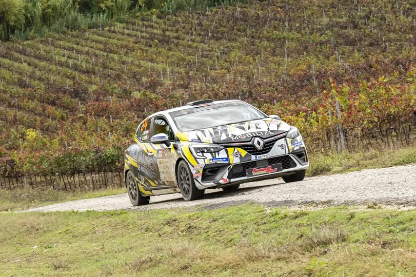 João Rodrigues / Bruno Carvalho em Renault Clio Rally5